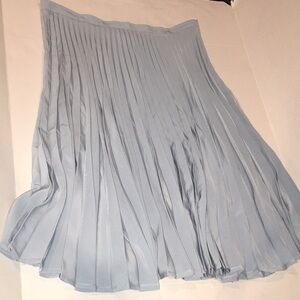 Helene Berman London Pleated Light Blue Skirt | Size 8